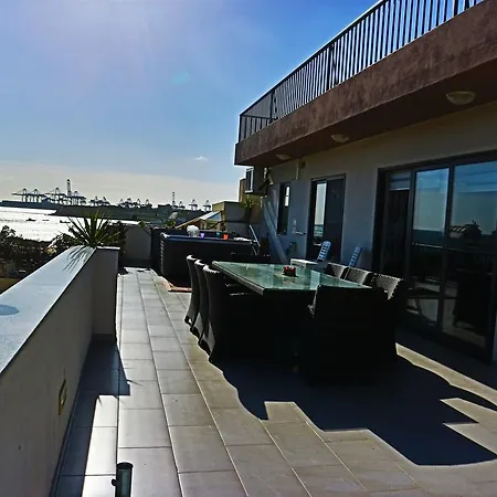 Stunning Views 4 Bedroom Penthouse In