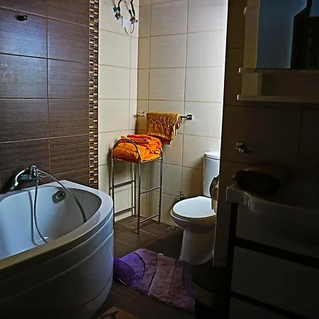 Stunning Views 4 Bedroom Penthouse In Διαμέρισμα