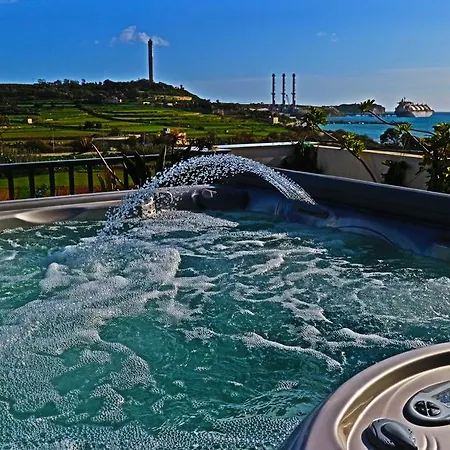 Stunning Views 4 Bedroom Penthouse In * Marsaxlokk