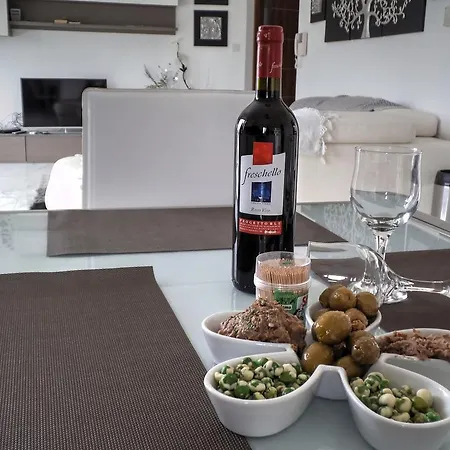 Stunning Views 4 Bedroom Penthouse In Διαμέρισμα Marsaxlokk