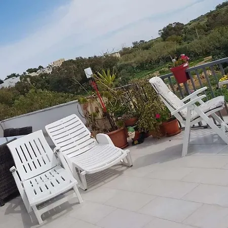 Stunning Views 4 Bedroom Penthouse In *