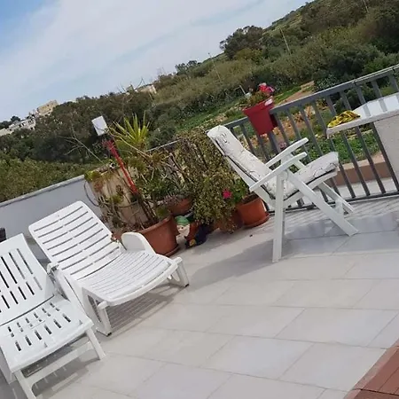 Stunning Views 4 Bedroom Penthouse In Διαμέρισμα *