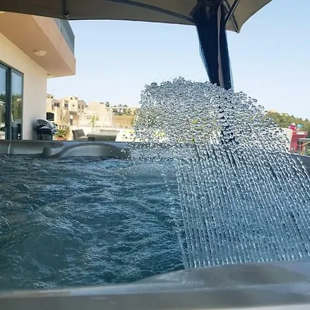 Διαμέρισμα Stunning Views 4 Bedroom Penthouse In Marsaxlokk