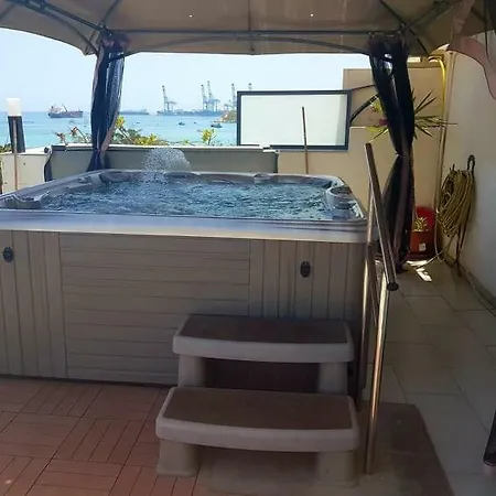 Stunning Views 4 Bedroom Penthouse In * Marsaxlokk